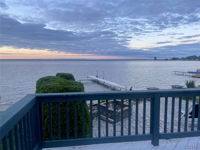 7487 W Murray Dr. Drive, Cicero, NY 13039