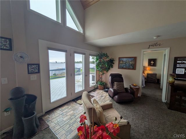 7487 W Murray Dr. Drive, Cicero, NY 13039