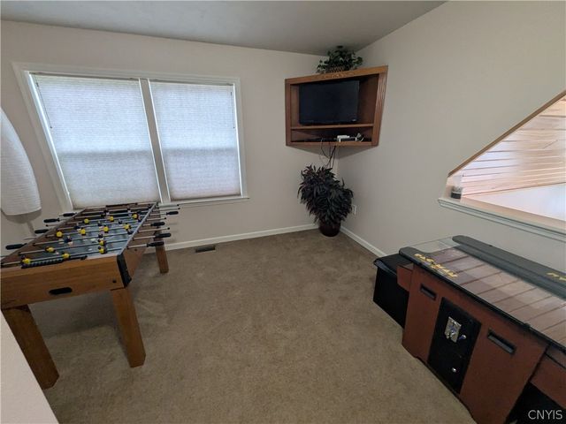7487 W Murray Dr. Drive, Cicero, NY 13039