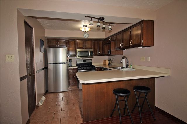 211 Greenwood Drive, North Strabane, PA 15317