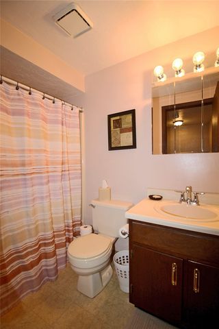 211 Greenwood Drive, North Strabane, PA 15317