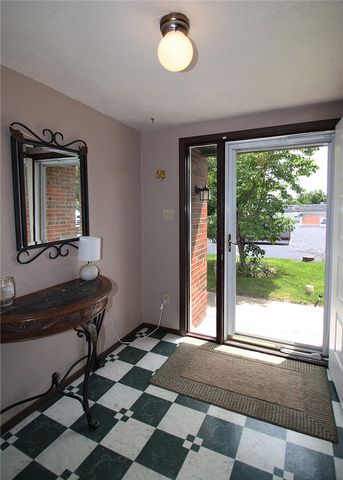 211 Greenwood Drive, North Strabane, PA 15317