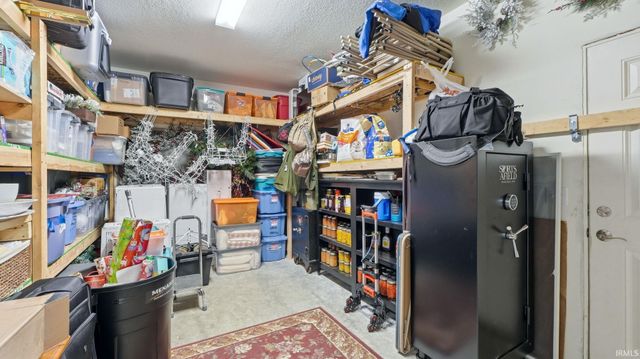 12101 Mallards Lake Parkway, Fort Wayne, IN 46845