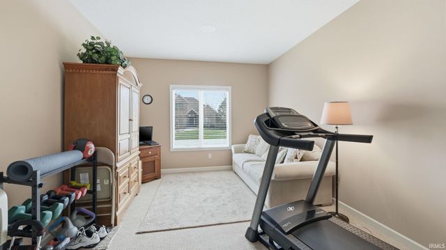 12101 Mallards Lake Parkway, Fort Wayne, IN 46845