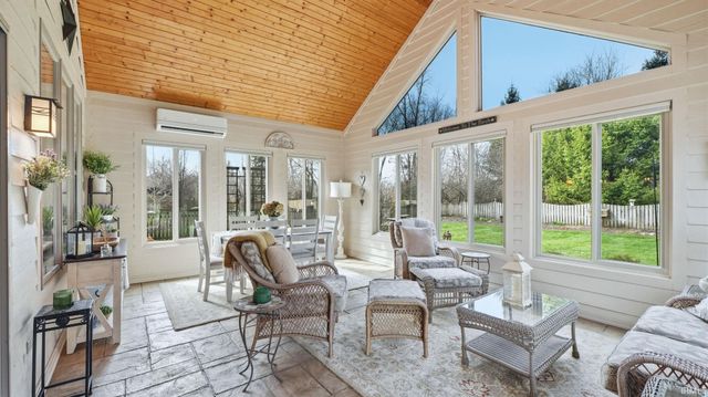 12101 Mallards Lake Parkway, Fort Wayne, IN 46845