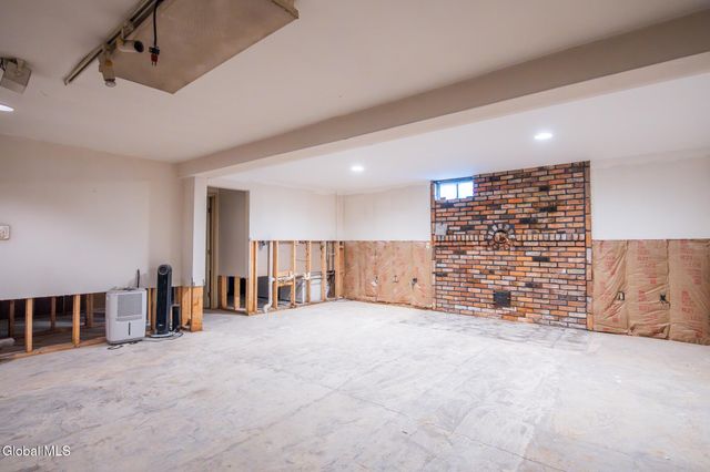 49 Bronk Drive, Queensbury, NY 12804