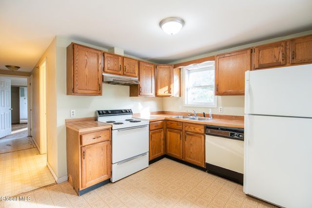 49 Bronk Drive, Queensbury, NY 12804