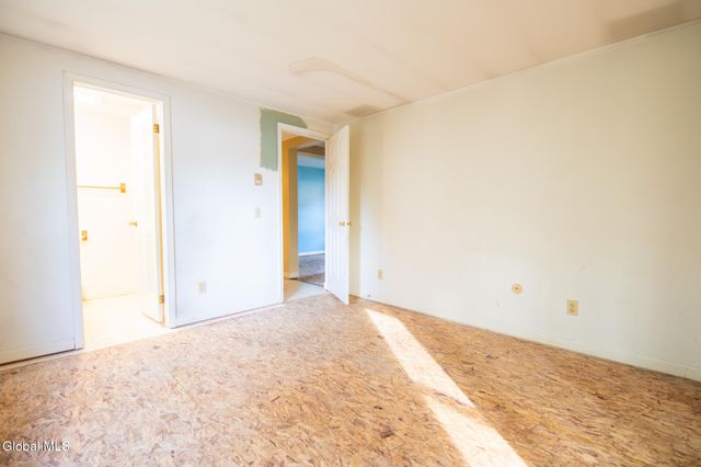 49 Bronk Drive, Queensbury, NY 12804