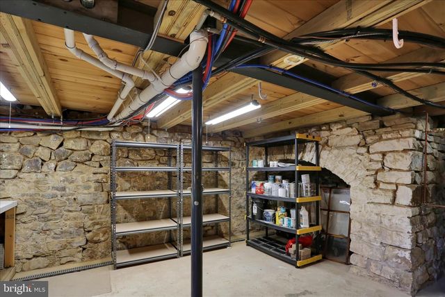 84 CIDER MILL RD, Mertztown, PA 19539