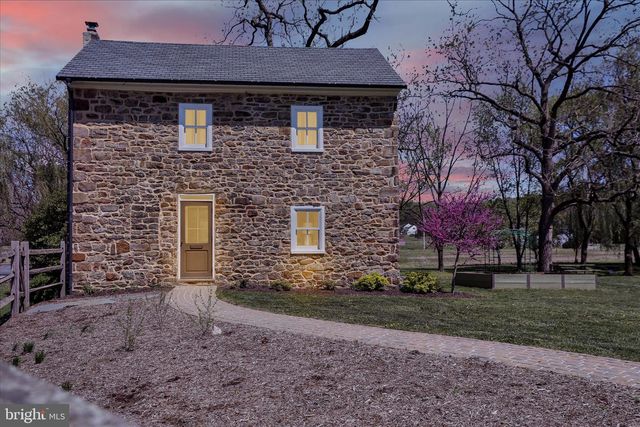 84 CIDER MILL RD, Mertztown, PA 19539