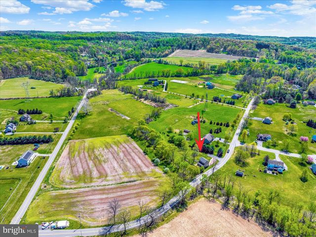 84 CIDER MILL RD, Mertztown, PA 19539