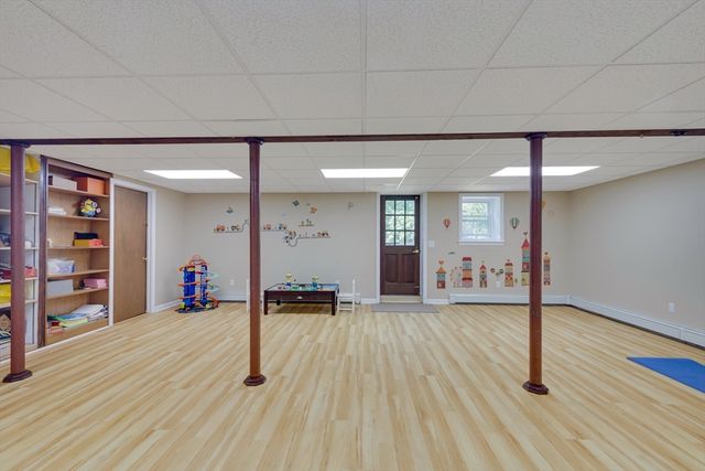 369 Dedham Ave, Needham, MA 02492