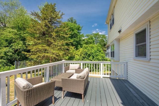369 Dedham Ave, Needham, MA 02492