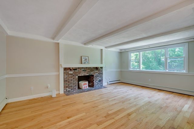 369 Dedham Ave, Needham, MA 02492