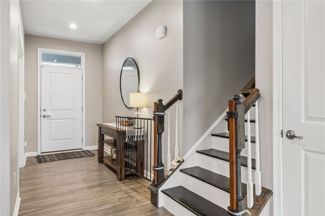 226 Regency Drive, North Strabane, PA 15330