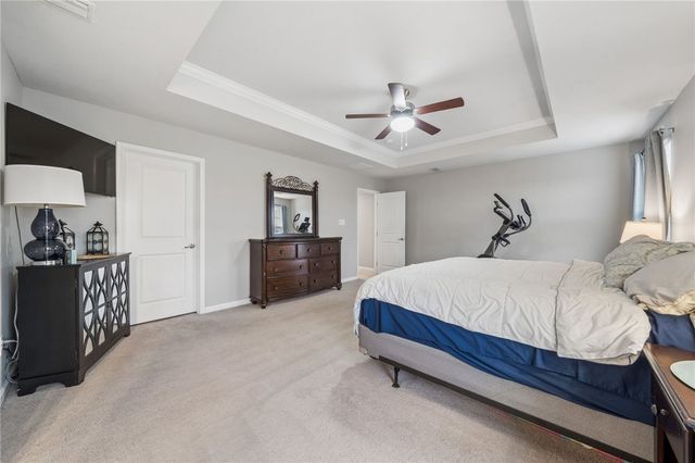 226 Regency Drive, North Strabane, PA 15330