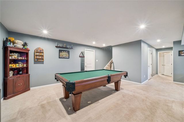 226 Regency Drive, North Strabane, PA 15330