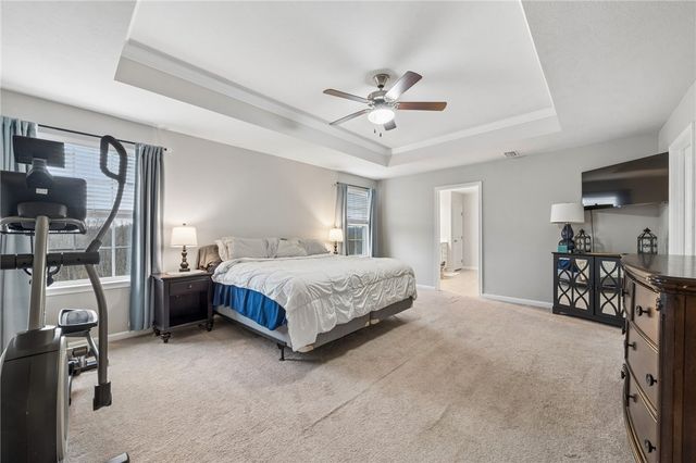 226 Regency Drive, North Strabane, PA 15330