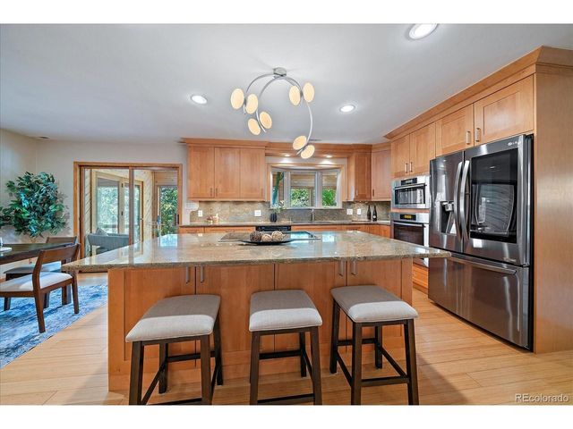 8756 W Iliff Ave, Lakewood, CO 80227
