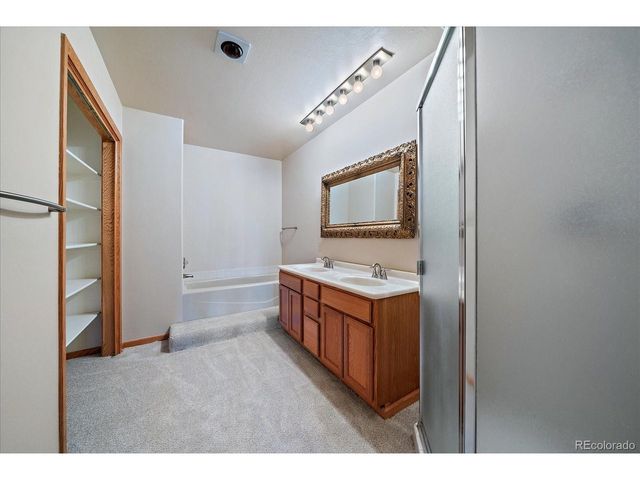 8756 W Iliff Ave, Lakewood, CO 80227