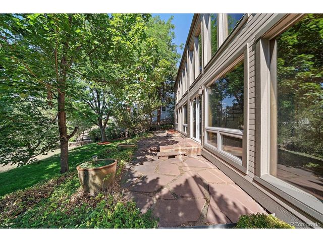 8756 W Iliff Ave, Lakewood, CO 80227