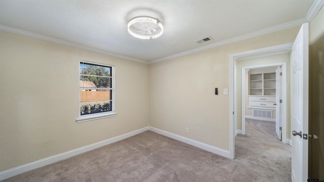 539 E Edmonson, Athens, TX 75751