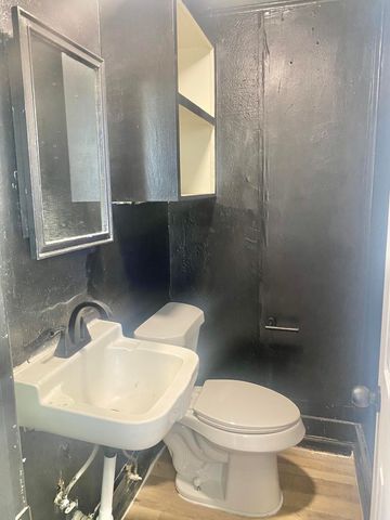 2123 21st Street, Lubbock, TX 79411