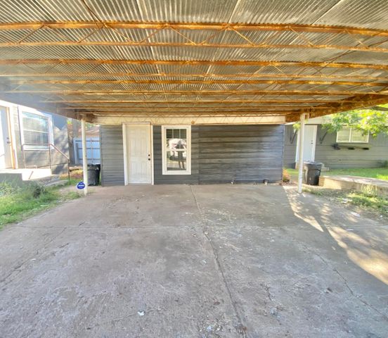 2123 21st Street, Lubbock, TX 79411