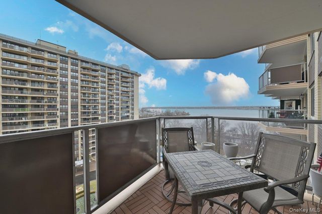 18-15 215 Street 9J, Bayside, NY 11360