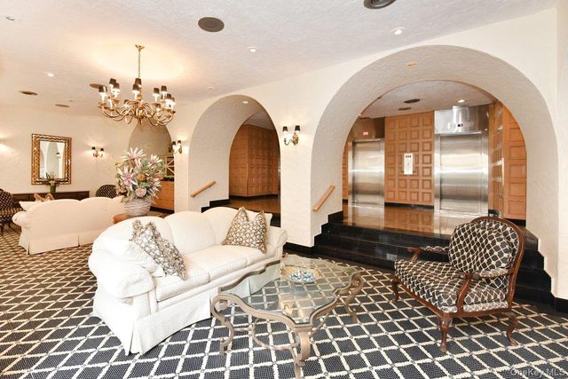 18-15 215 Street 9J, Bayside, NY 11360