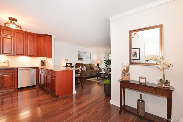 18-15 215 Street 9J, Bayside, NY 11360