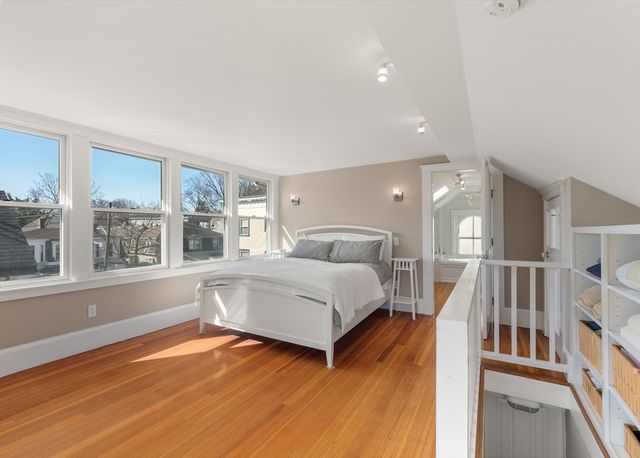 61 Crescent Street, Cambridge, MA 02138