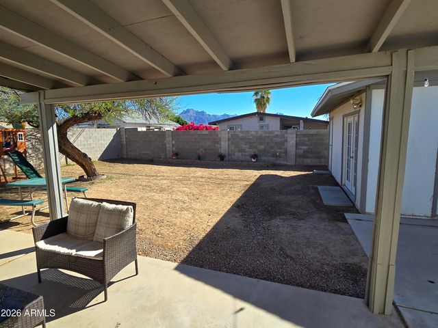 1843 S PAPAGO Drive, Apache Junction, AZ 85120