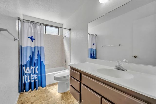 45115 18th Street West, Lancaster, CA 93534