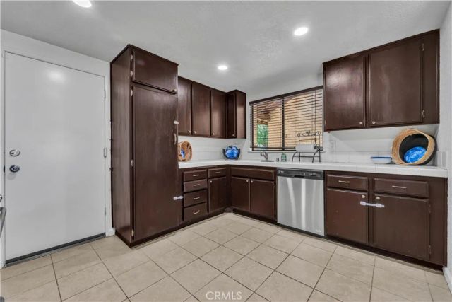 45115 18th Street West, Lancaster, CA 93534