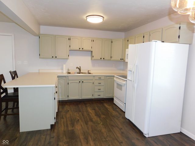 1123 E Tara Road, Greensburg, IN 47240