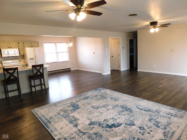 1123 E Tara Road, Greensburg, IN 47240