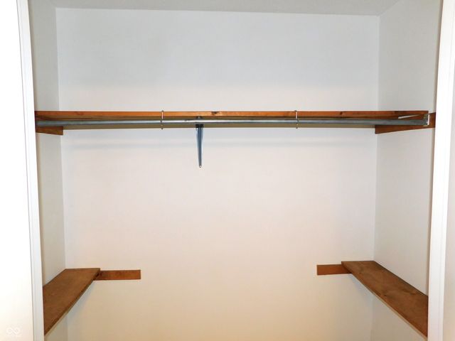 1123 E Tara Road, Greensburg, IN 47240