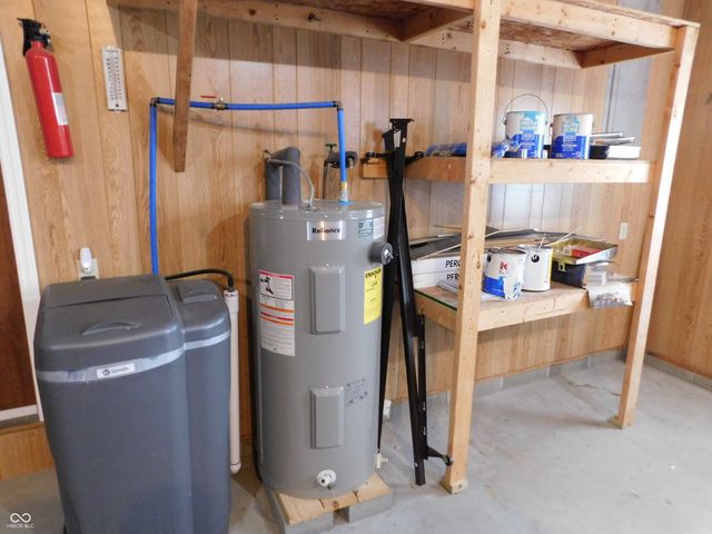 1123 E Tara Road, Greensburg, IN 47240