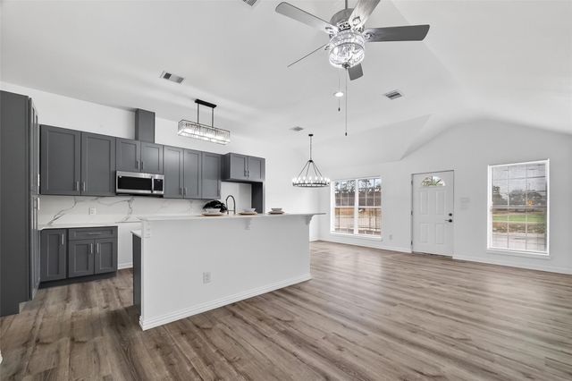 7725 Hoffman Street A B, Houston, TX 77016