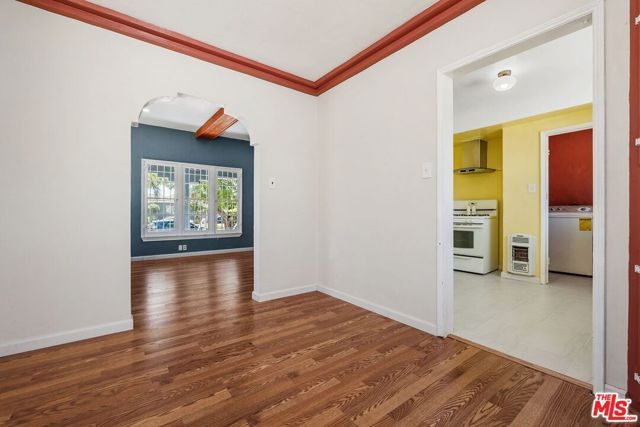 1845 W 88th Street, Los Angeles, CA 90047
