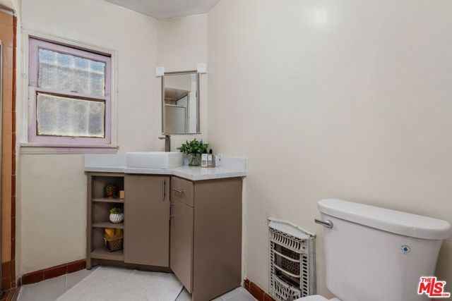 1845 W 88th Street, Los Angeles, CA 90047