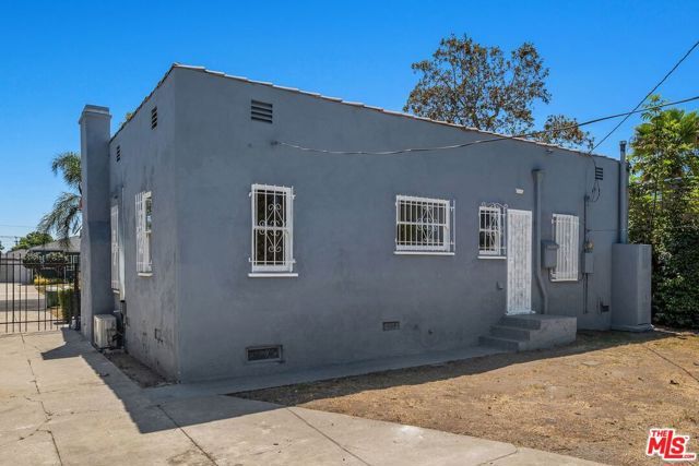 1845 W 88th Street, Los Angeles, CA 90047