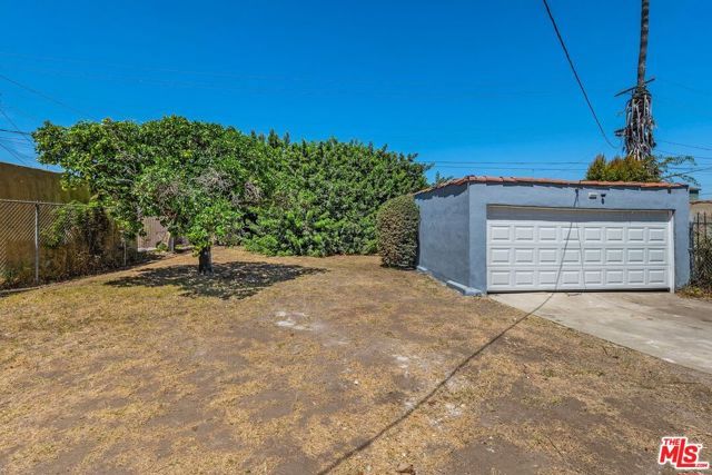 1845 W 88th Street, Los Angeles, CA 90047