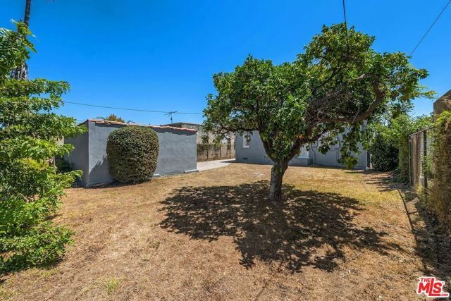1845 W 88th Street, Los Angeles, CA 90047