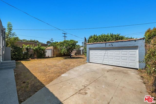 1845 W 88th Street, Los Angeles, CA 90047