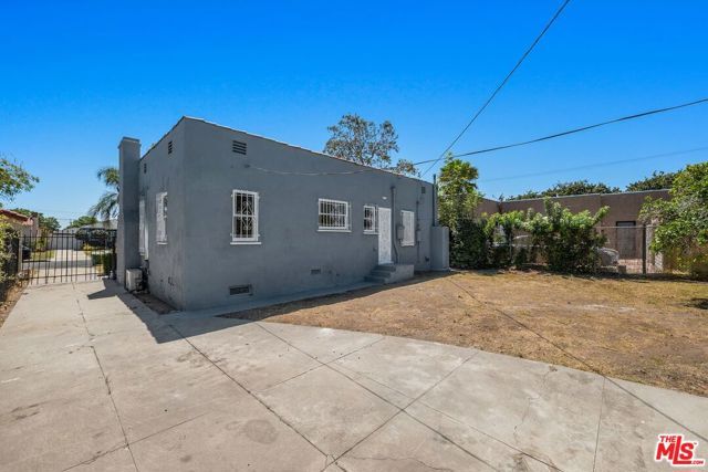 1845 W 88th Street, Los Angeles, CA 90047