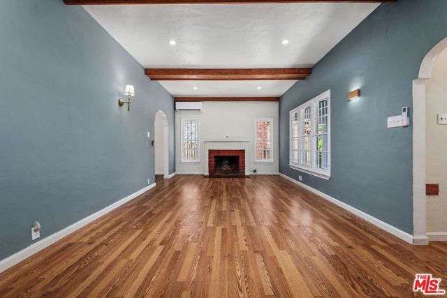 1845 W 88th Street, Los Angeles, CA 90047