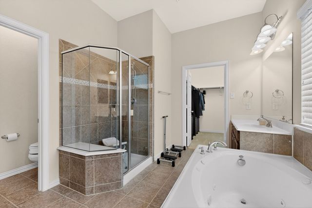 2440 Lismore Lane, Irving, TX 75063