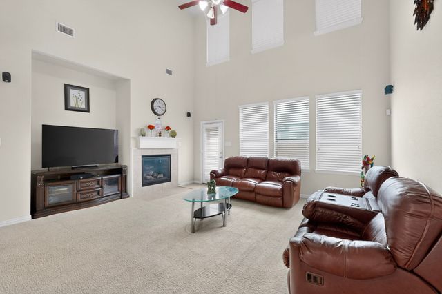 2440 Lismore Lane, Irving, TX 75063